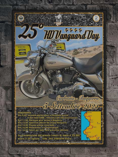 Poster incorniciato, hd day 2021, Harley in una stazione di rifornimento lungo la strada